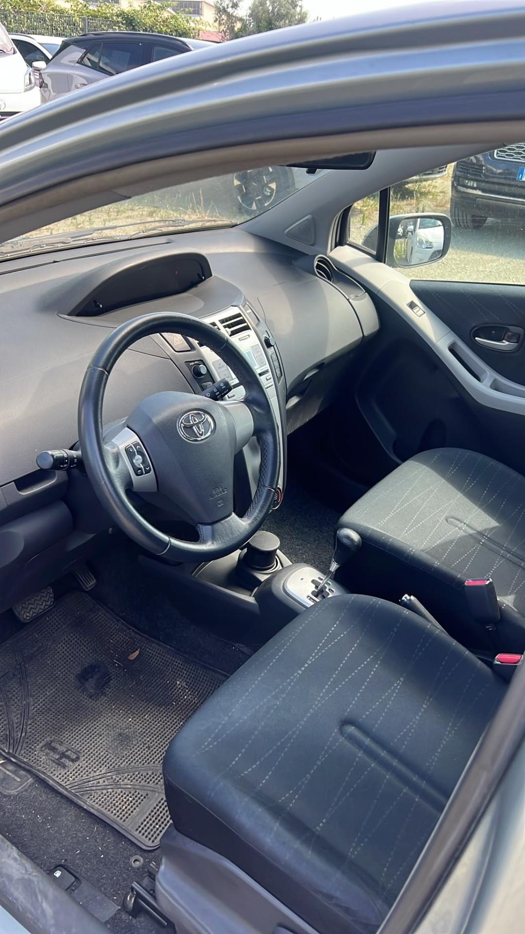 Toyota Yaris 1.3 5 porte M-MT Sol