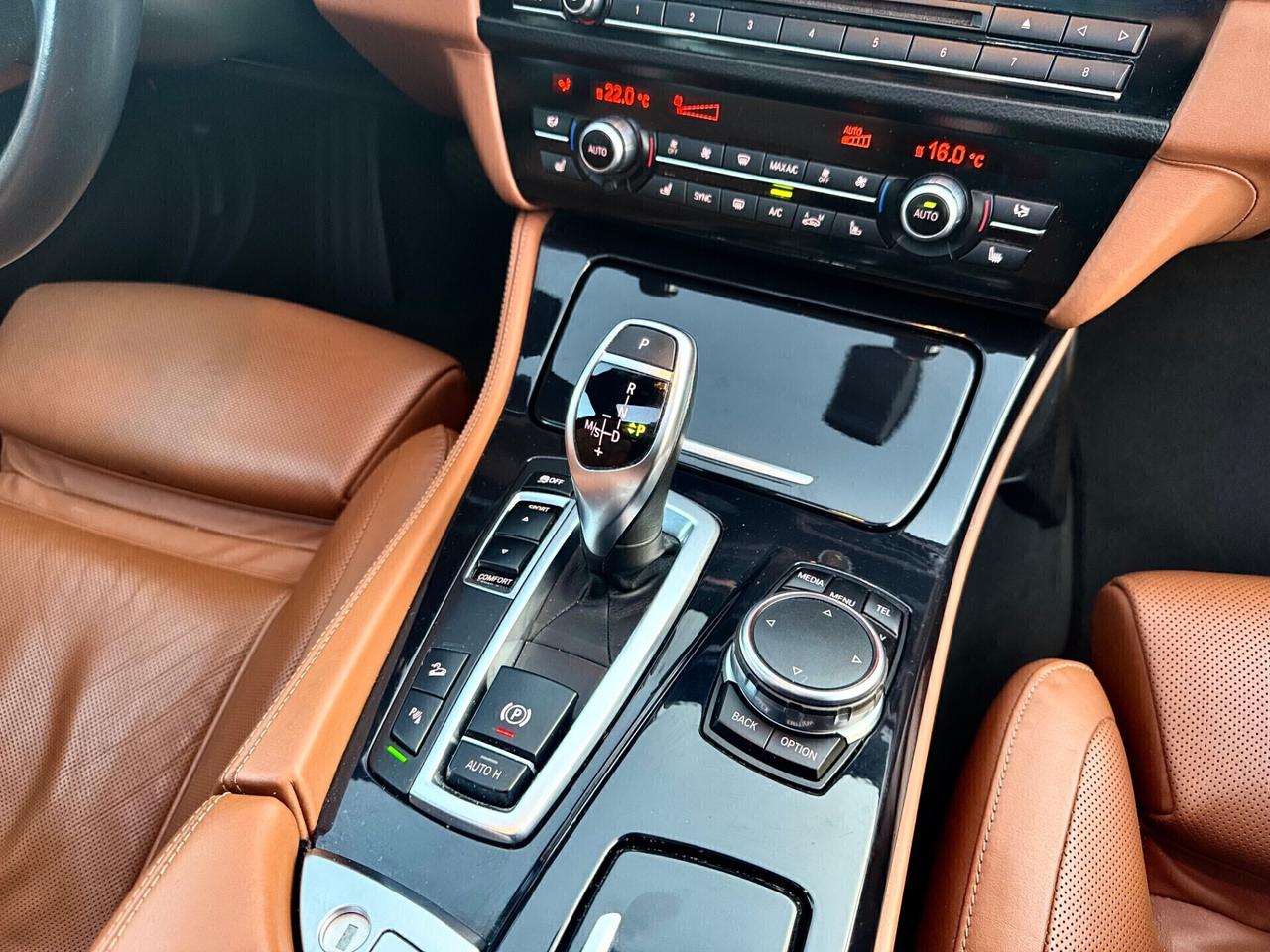 Bmw 530d xDrive 258CV Touring Business aut. 2015 E6