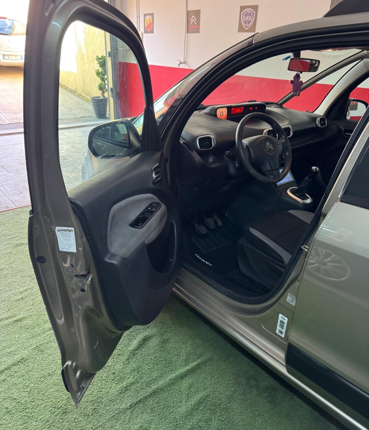 Citroen C3 Picasso 1.6 HDi 110 Exclusive