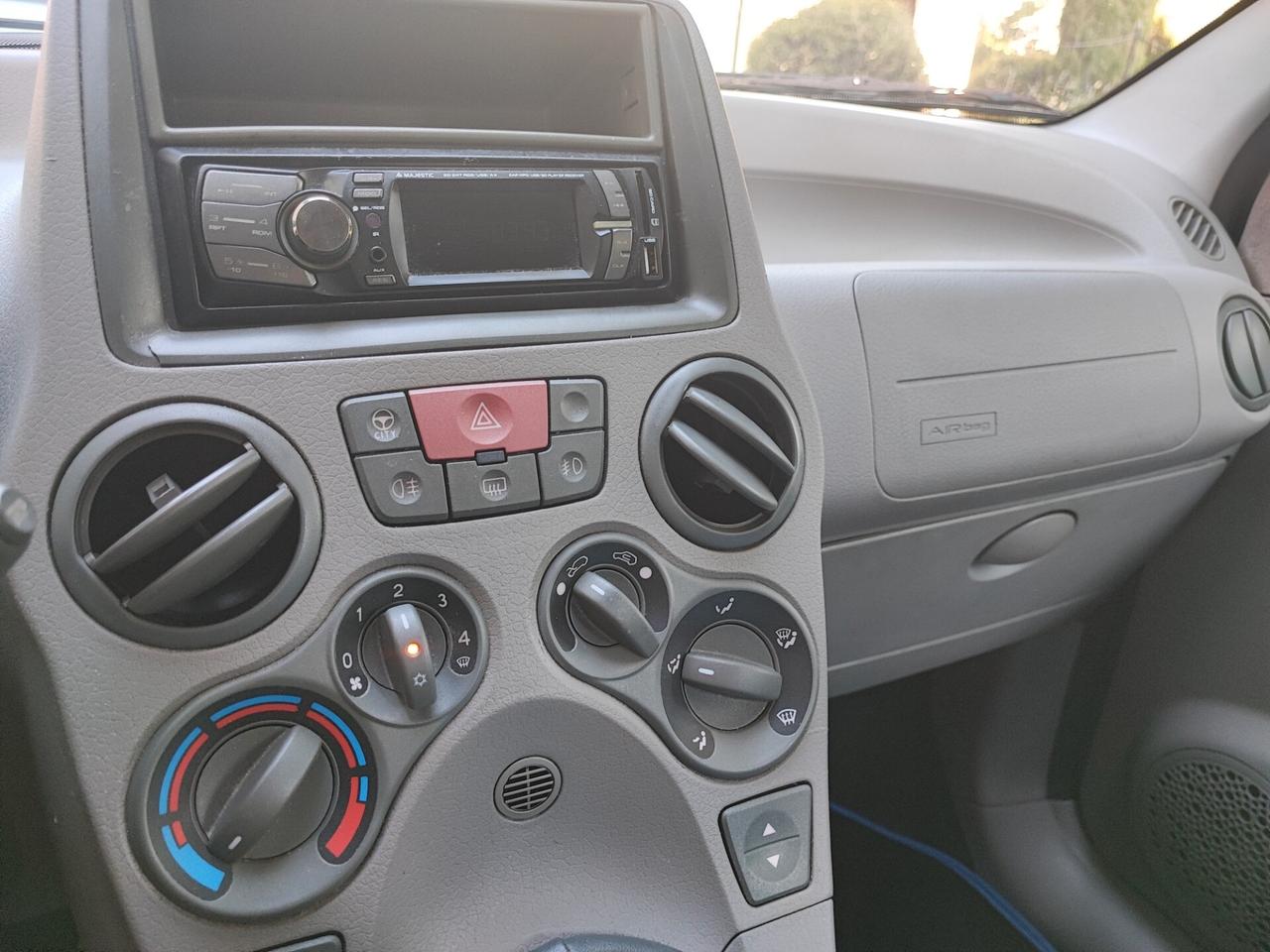 Fiat Panda 1.2 Benz Emotion neopatentati