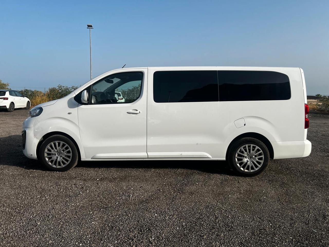 Peugeot Traveller BLUEHDI 150 S&S - BUSINESS LONG