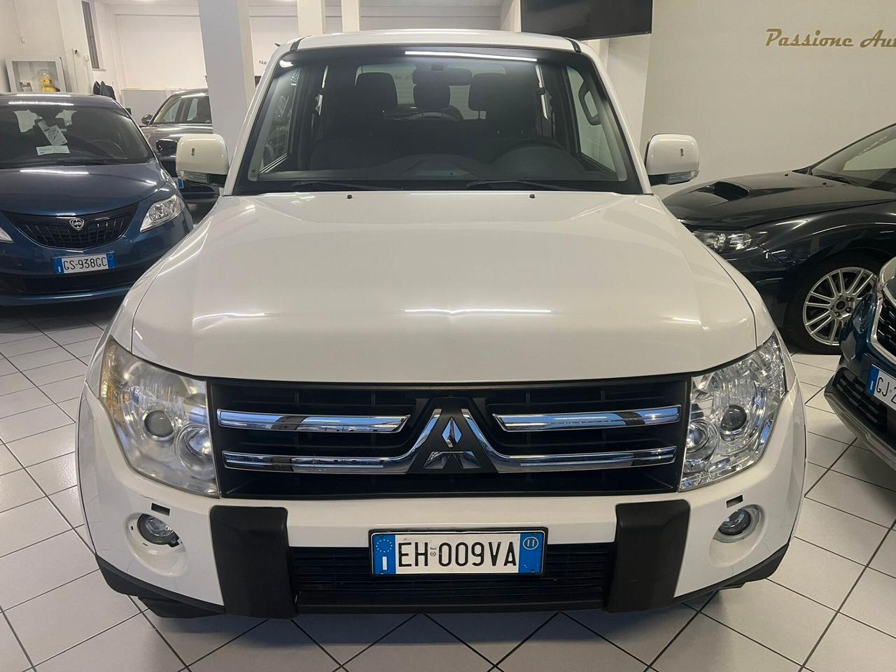 Pajero 3.2 cr Intense 200cv BLOCCO DIFFERENZIALE