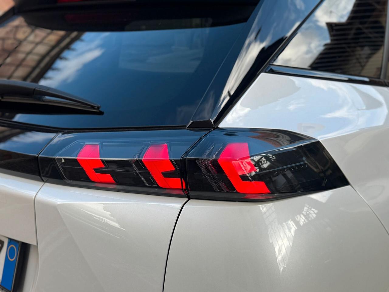 Peugeot 2008 BlueHDi 130 S&S EAT8 GT Pack