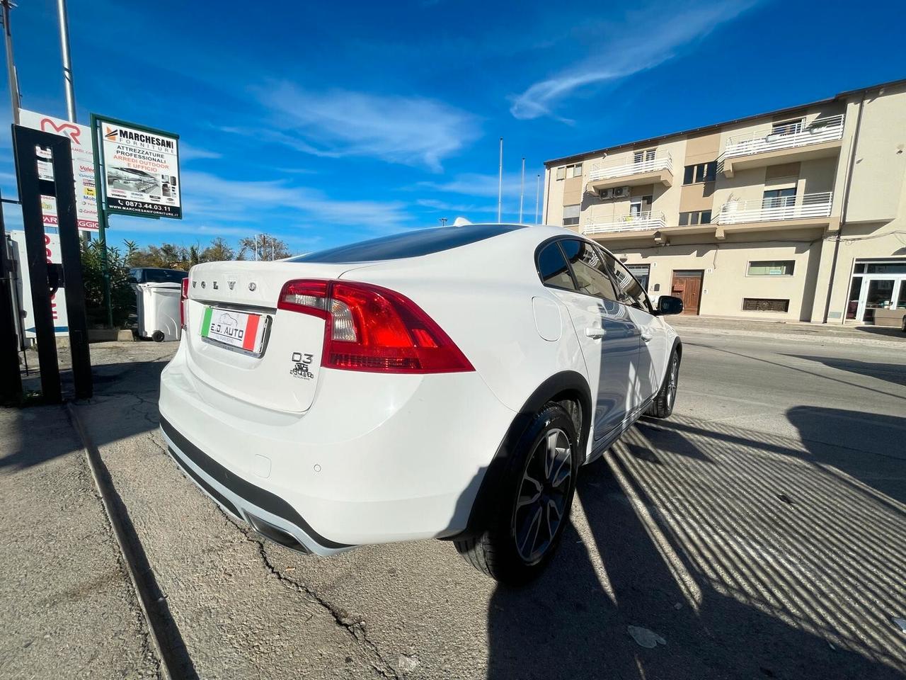 Volvo S60 Cross Country D3 Pro
