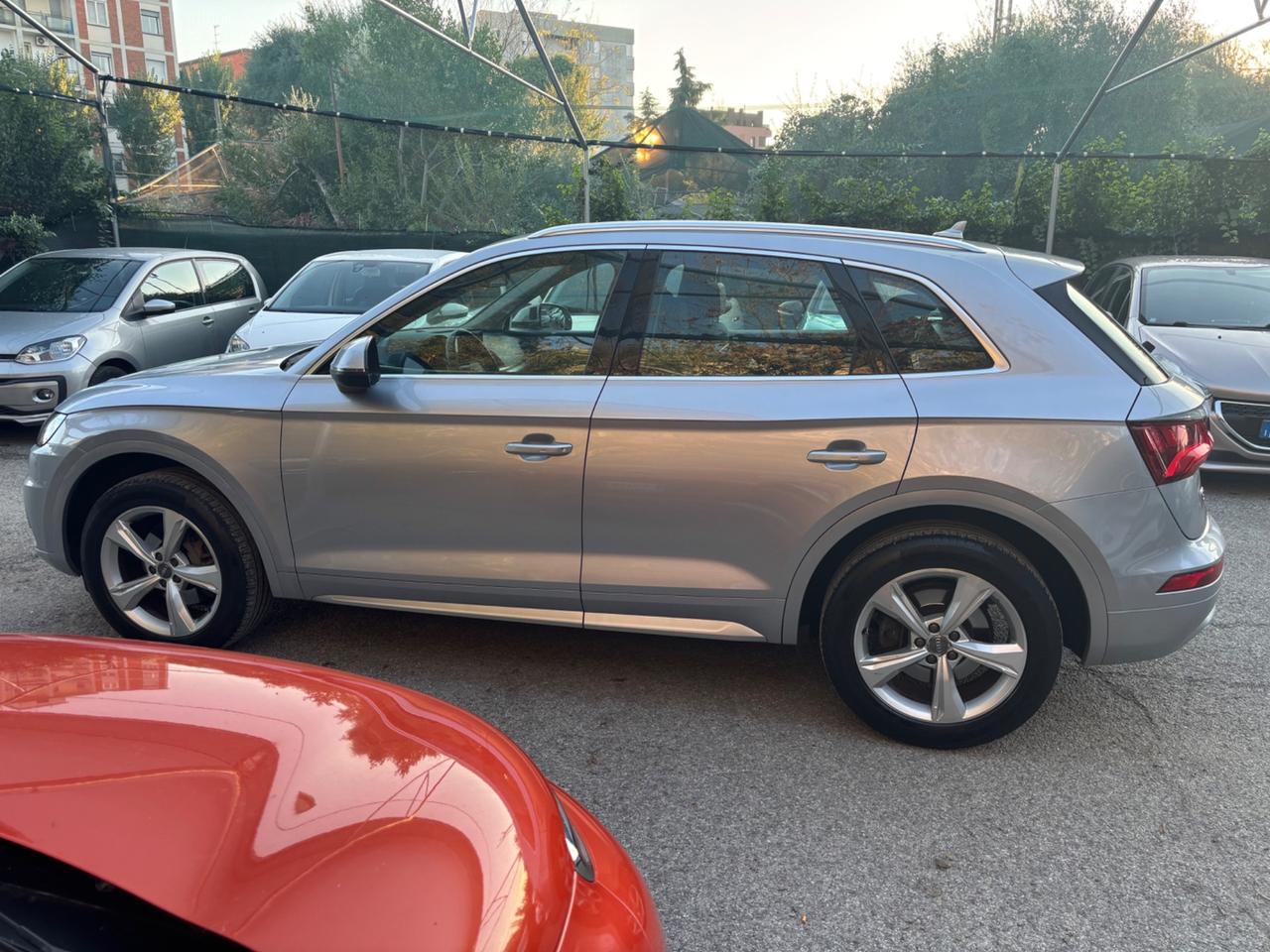 Audi Q5 2.0 TDI quattro S tronic S line plus