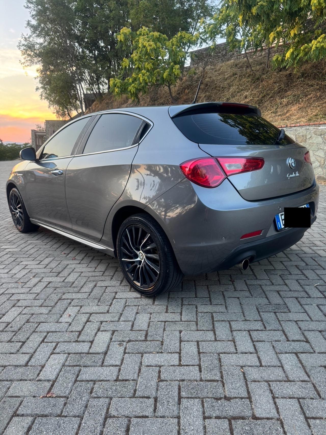 Alfa Romeo Giulietta 1.6 Multijet 105Cv 2012