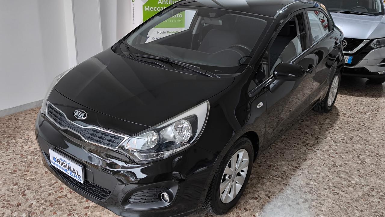 Kia Rio 1.2 CVVT 5p. Cool