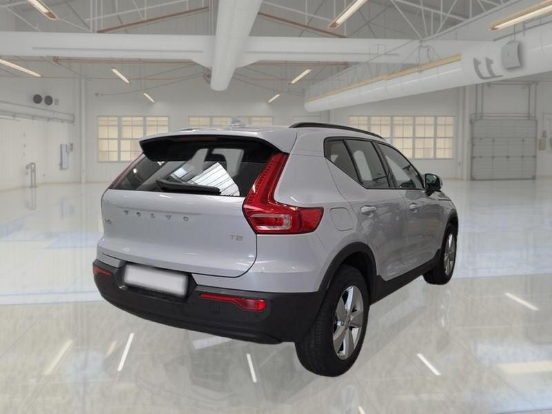 VOLVO XC40 T2 AUTOMATICO MOMENTUM CORE SUV