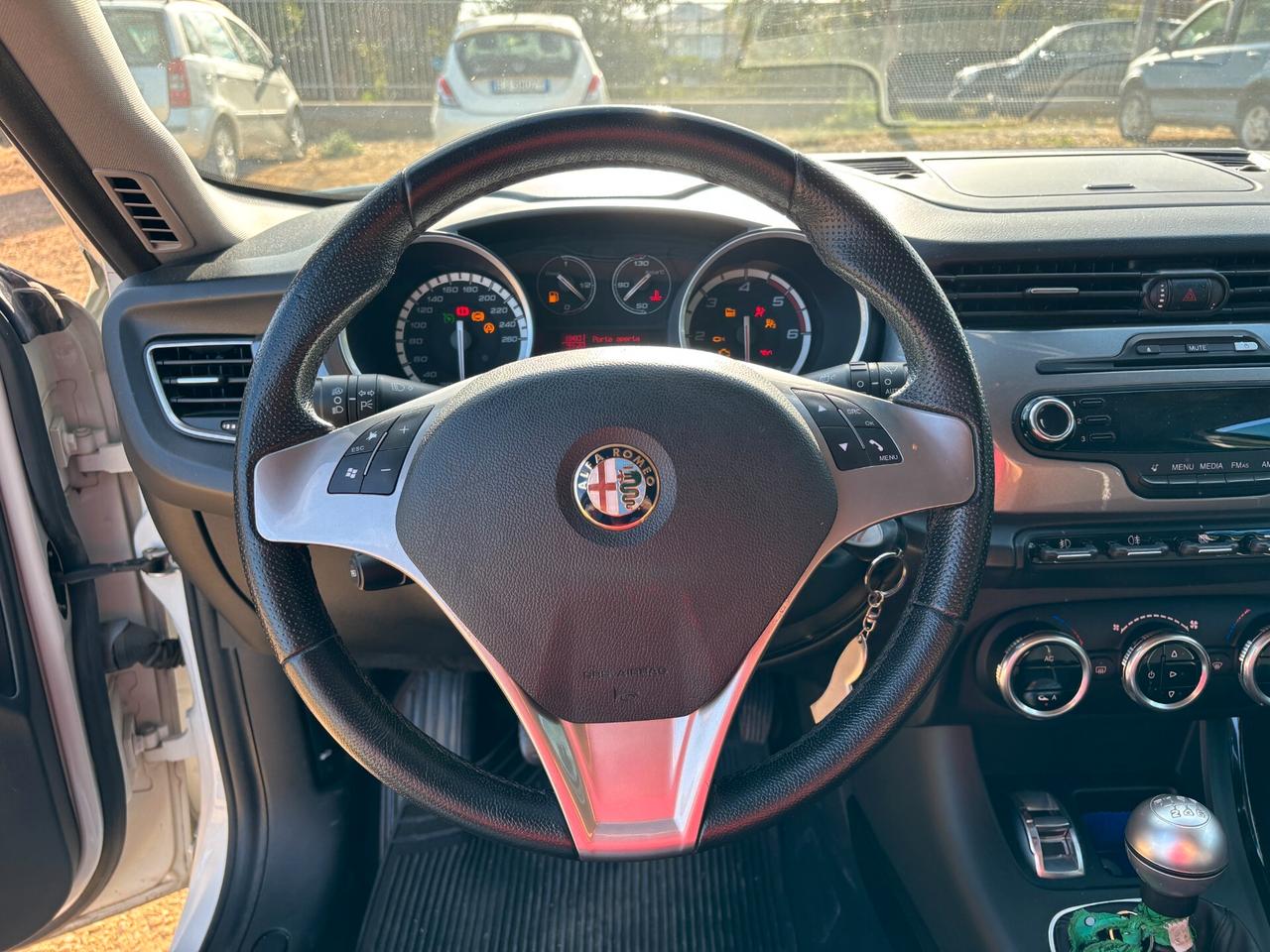Alfa Romeo Giulietta 1.6 JTDm-2 105 CV Distinctive