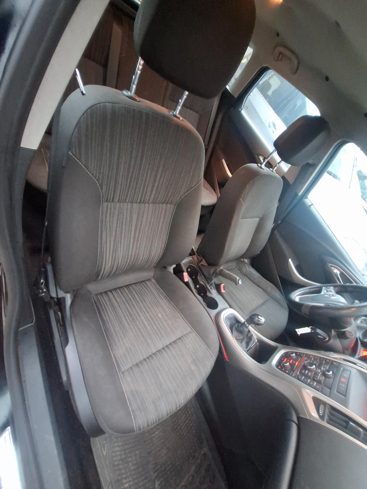 Opel Astra 1.7 CDTI 110CV Sports Tourer Cosmo