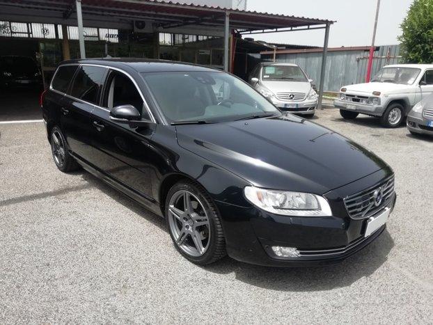 VOLVO V70 2.0d D4 180cv Super Polar Finanzio 2015