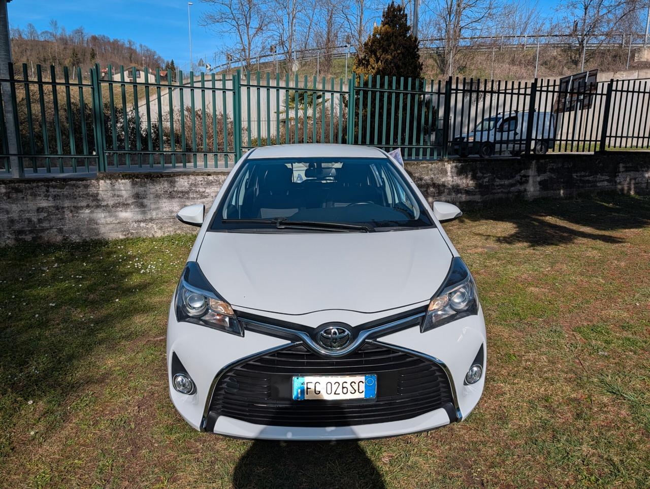 Toyota Yaris 1.3 5 porte Lounge Multidrive S AUTOMATICA