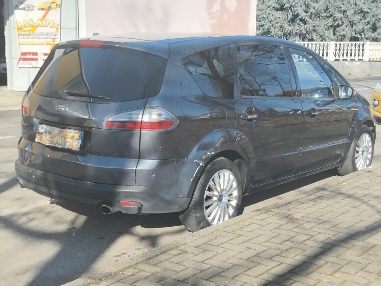 Ford S-Max 2.2 TDCi 175CV Titanium DPF 7 POSTI A 2.299 EURO