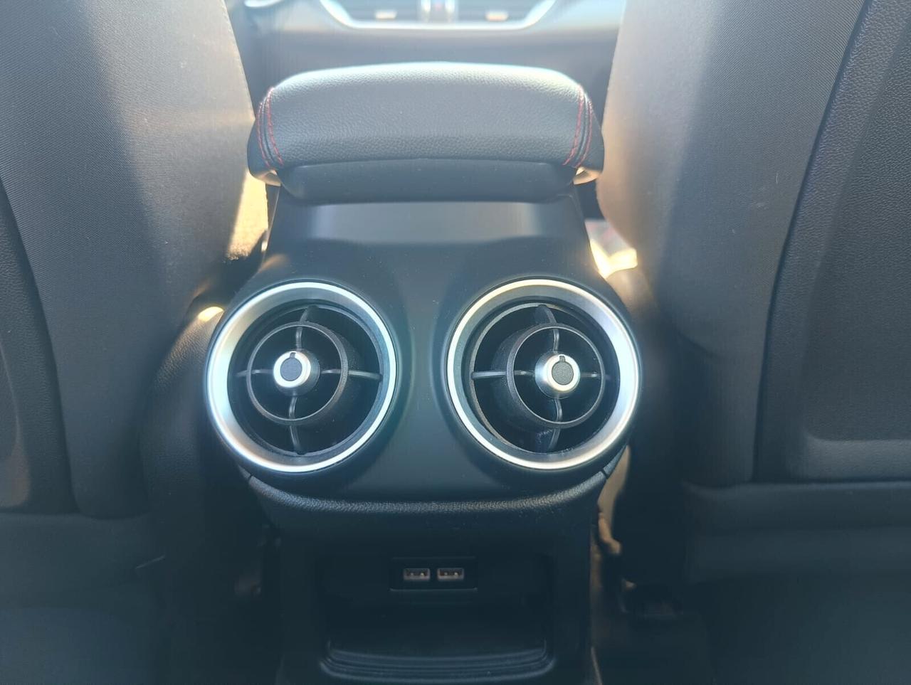 Alfa Romeo Stelvio 2.2 Turbodiesel 190 CV AT8 Q4 Business
