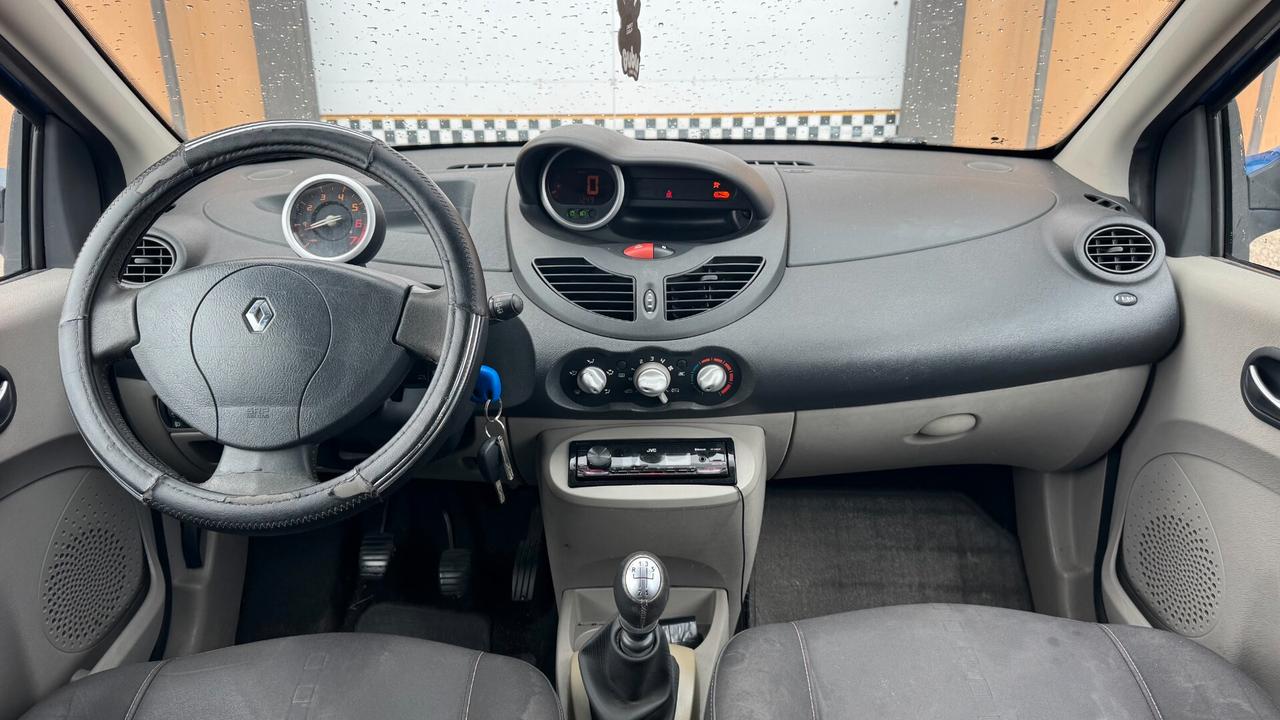 RENAULT TWINGO 1.1B 76CV - 2007