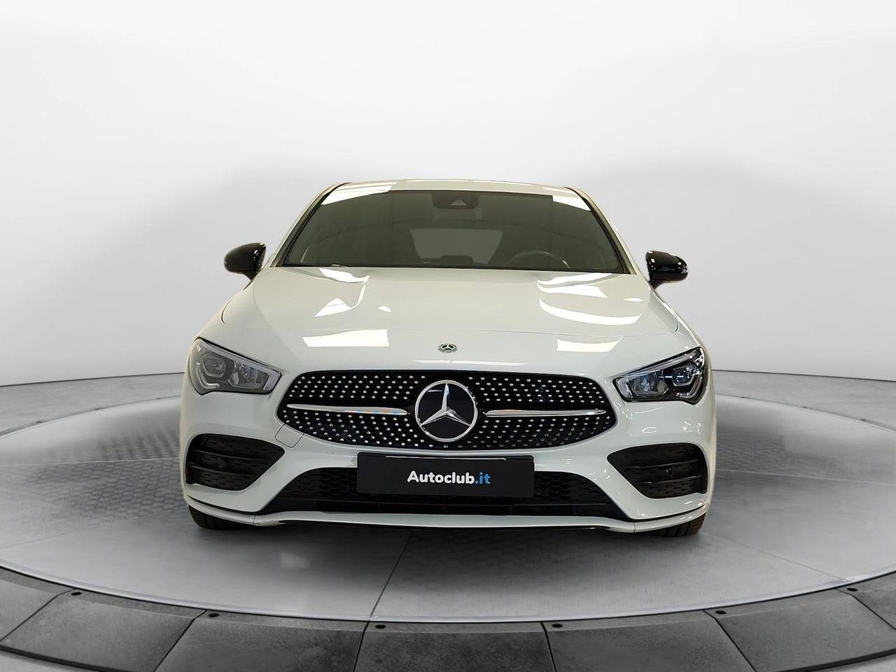 Mercedes CLA 200 Shooting Brake Premium
