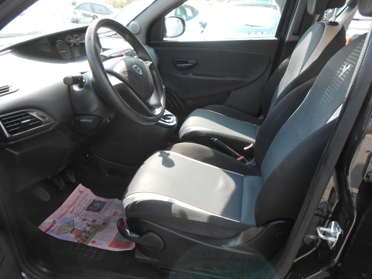 Lancia Ypsilon 0.9 TwinAir Metano Ecochic Elefantino