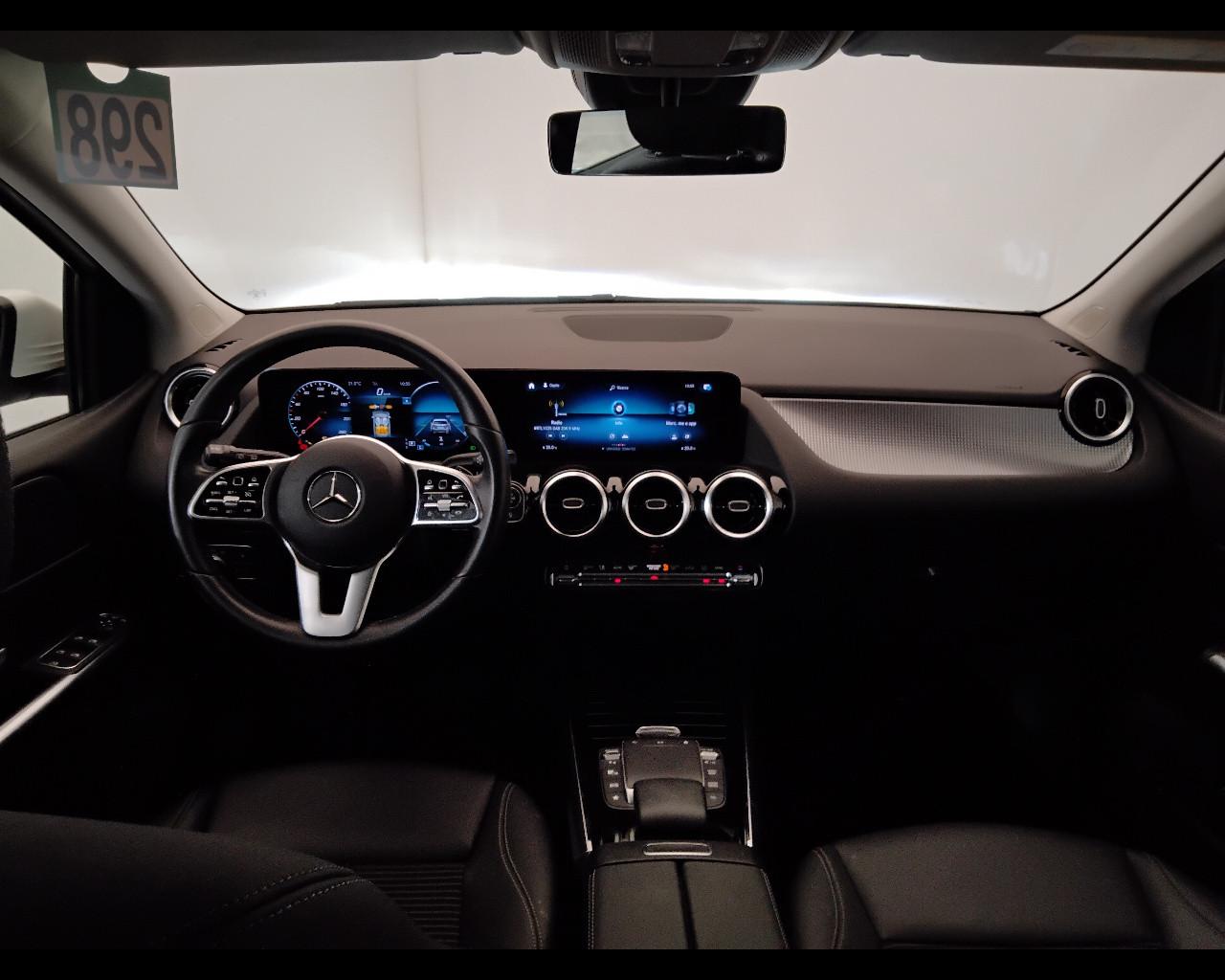 Mercedes-Benz Classe B - W247 2018 - B 180 d Sport Plus auto