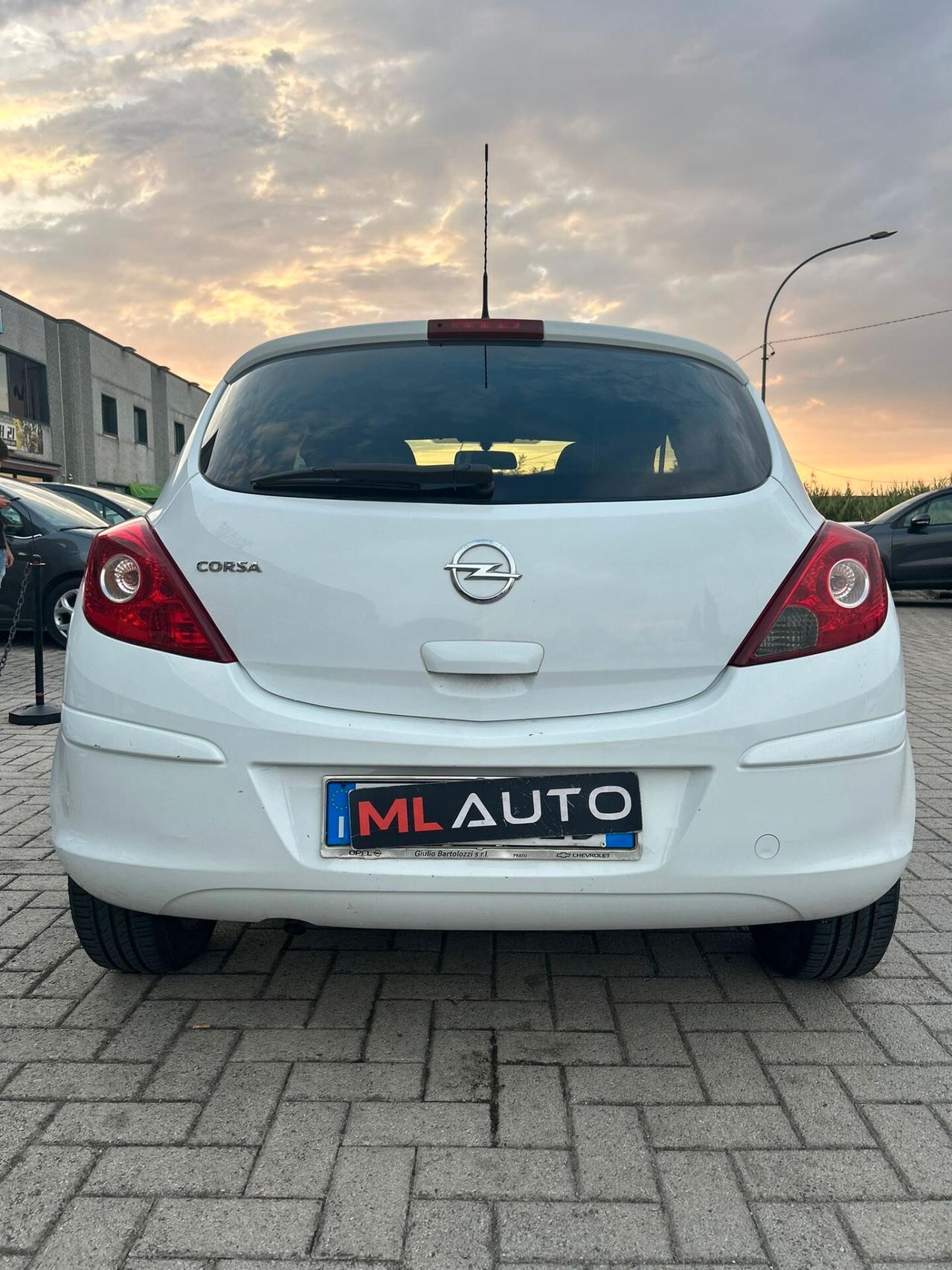 Opel Corsa 1.2 85CV 3 porte GPL-TECH Ecotec OK NEOPATENTATI