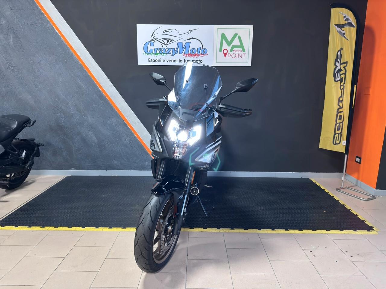 Cf Moto 700MT