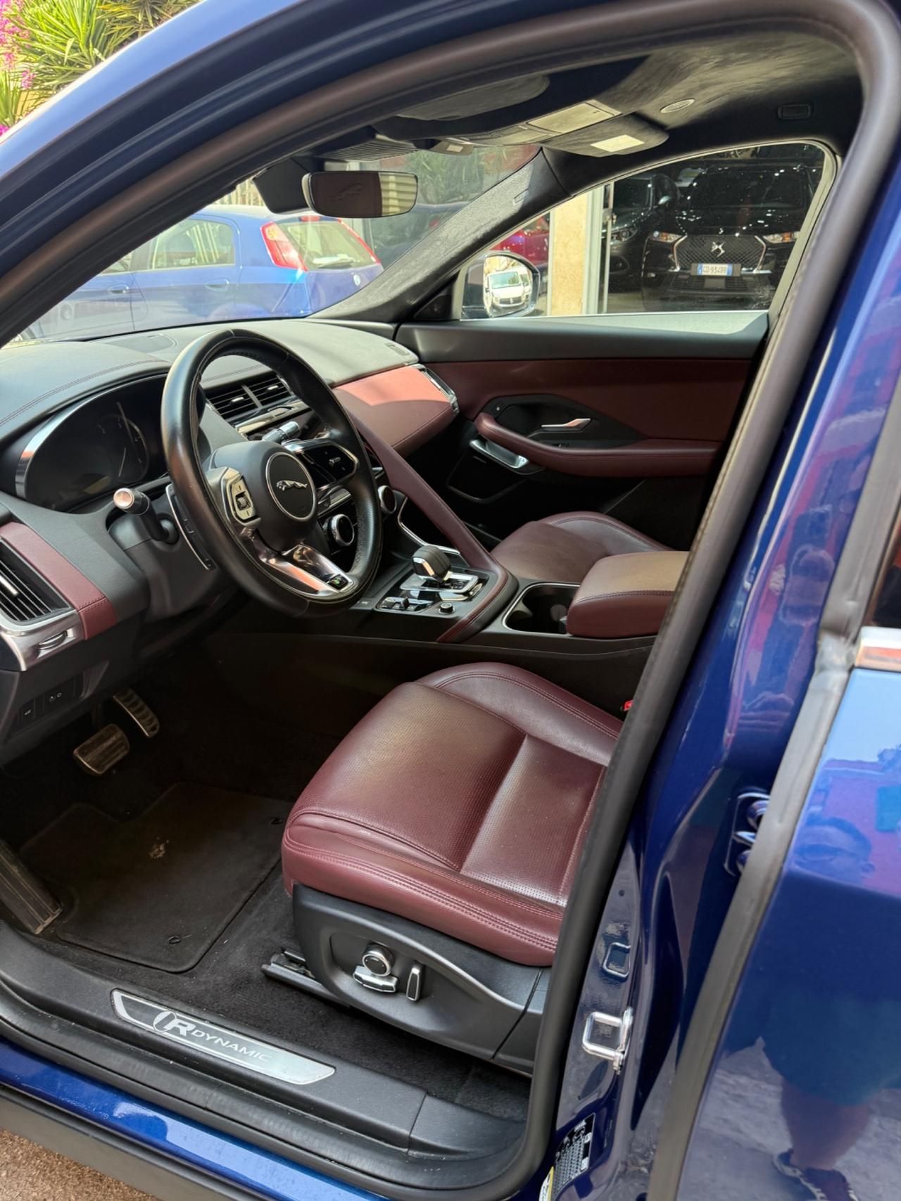 Jaguar E-Pace 2.0D I4 204 CV AWD Auto R-Dynamic HSE