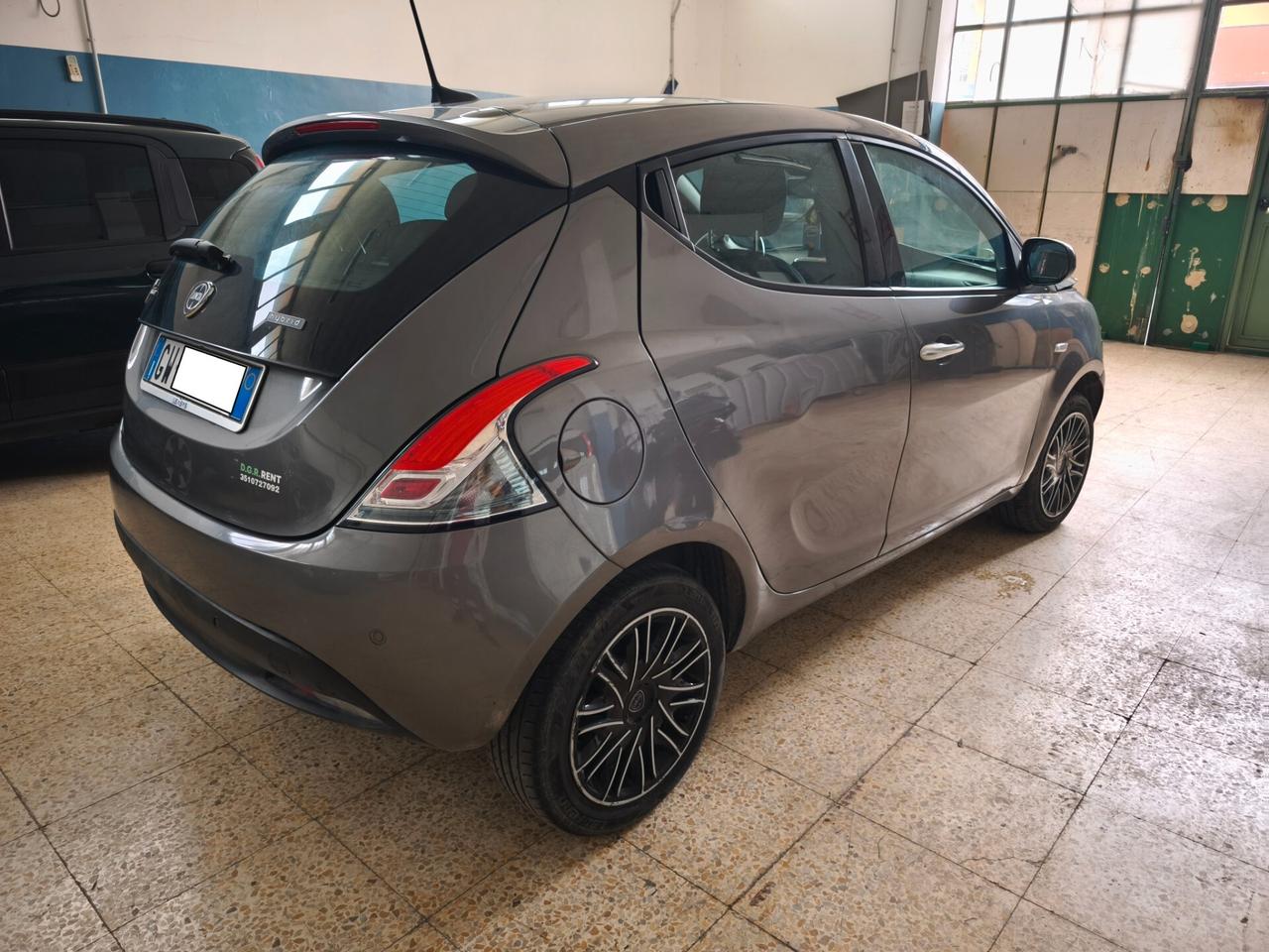 Lancia Ypsilon 5 porte S&S Hybrid Gold INCIDENTATA