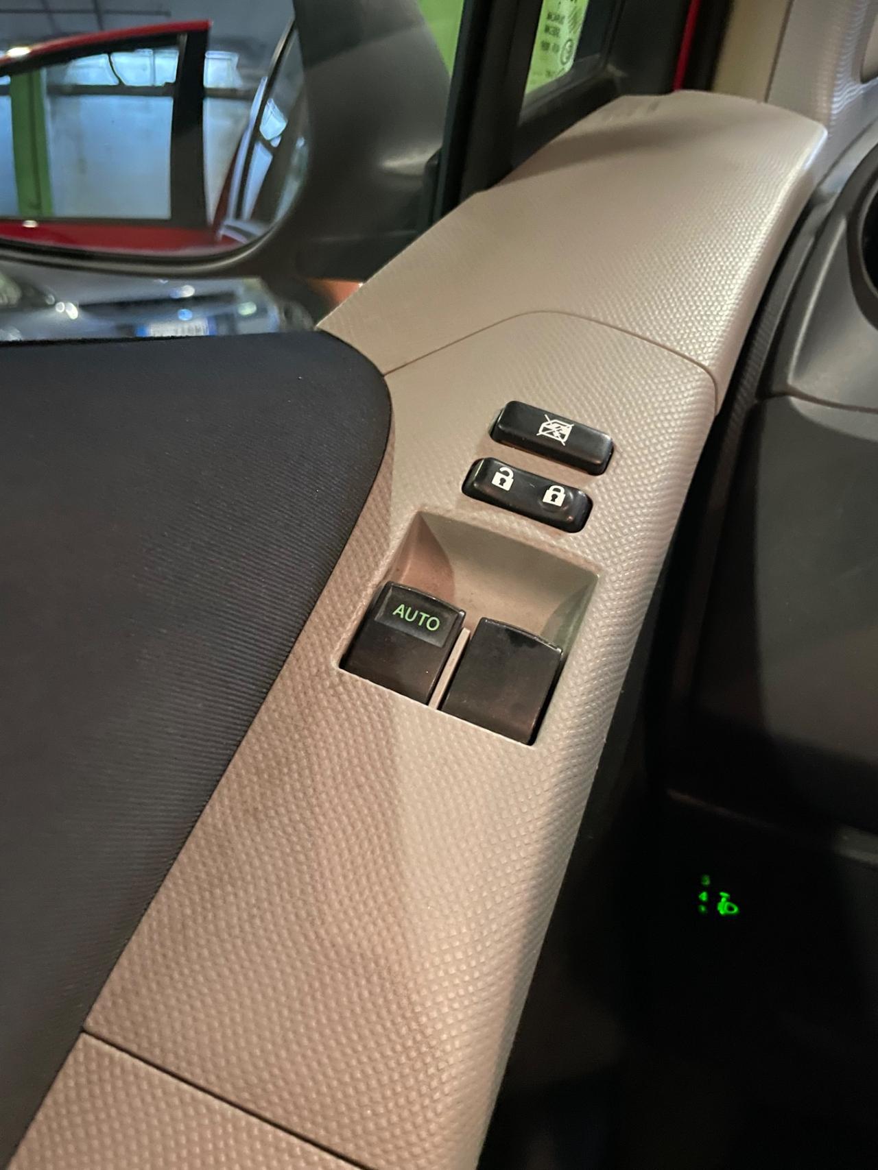 Toyota Yaris 1.0 Neopatentati Euro 5