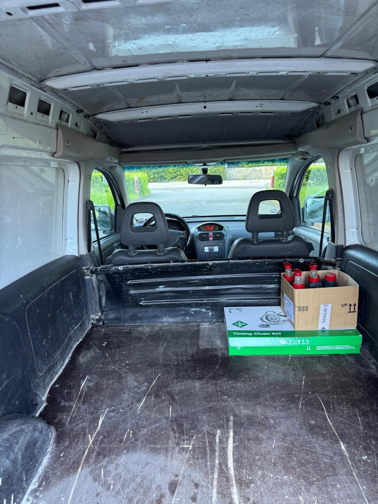 Opel combo 1.3 diesel manuale consumi bassi