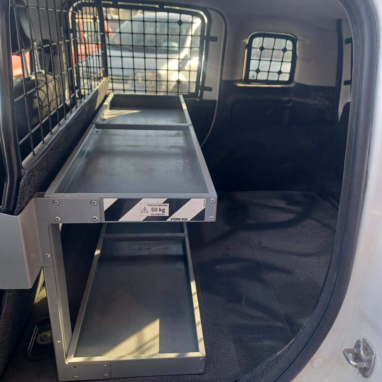 35188KM FIAT PANDA VAN 1.0 HYBRID IVA ESPOSTA
