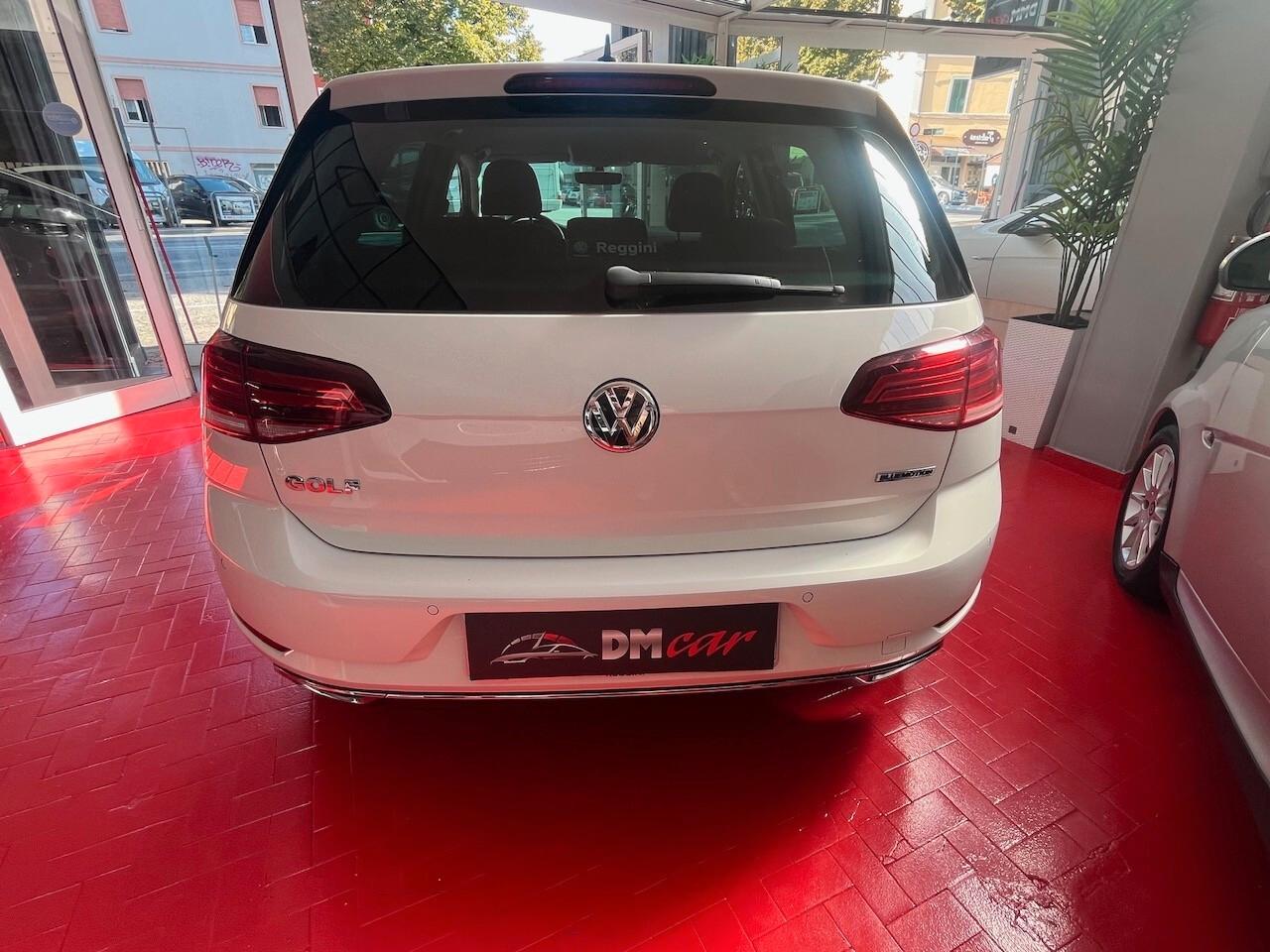 VOLKSWAGEN GOLF VII TGI METANO 130CV EXECUTIVE DSG NAVI ALCANTARA SENSORI DI PARCHEGGIO ANTERIORI POSTERIORI CERCHI IN LEGA OK NEOPATENTATI - CON € 25 percorrenza KM 460 - GARANZIA 12 MESI -