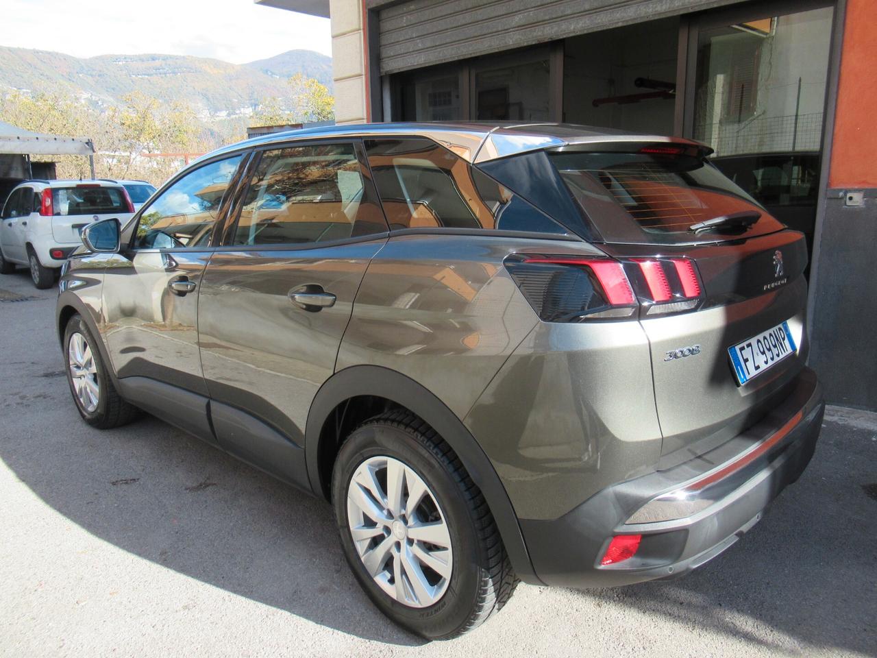 Peugeot 3008 BlueHDi 130 S&S Business