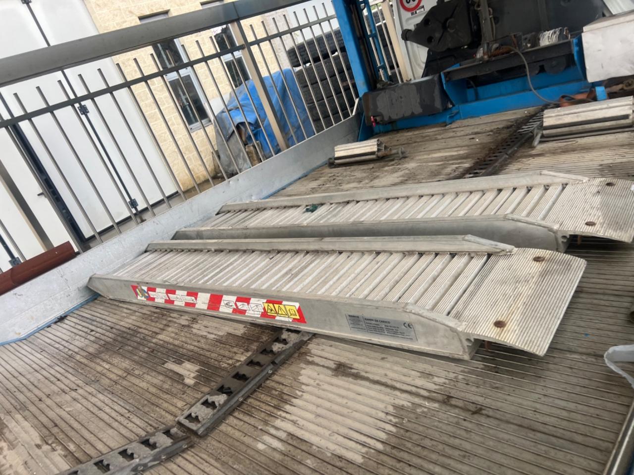 Bisarca Renault 3 Posti Perfettamente Funzionante Revisionata