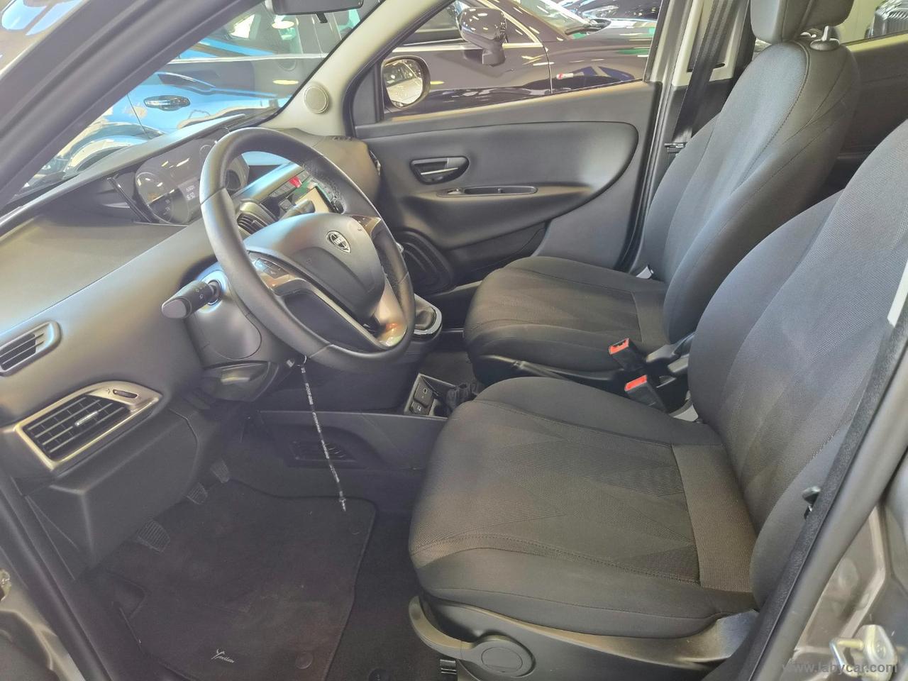 LANCIA Ypsilon 1.2 69 CV 5p. GPL Ecochic Gold