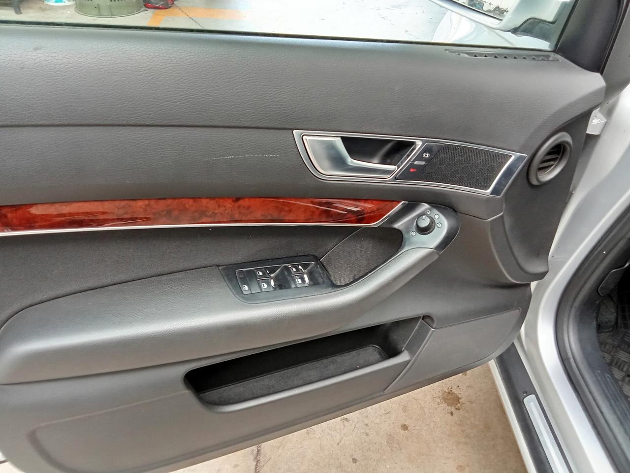 Audi A6 Avant 3.0 V6 TDI quattro