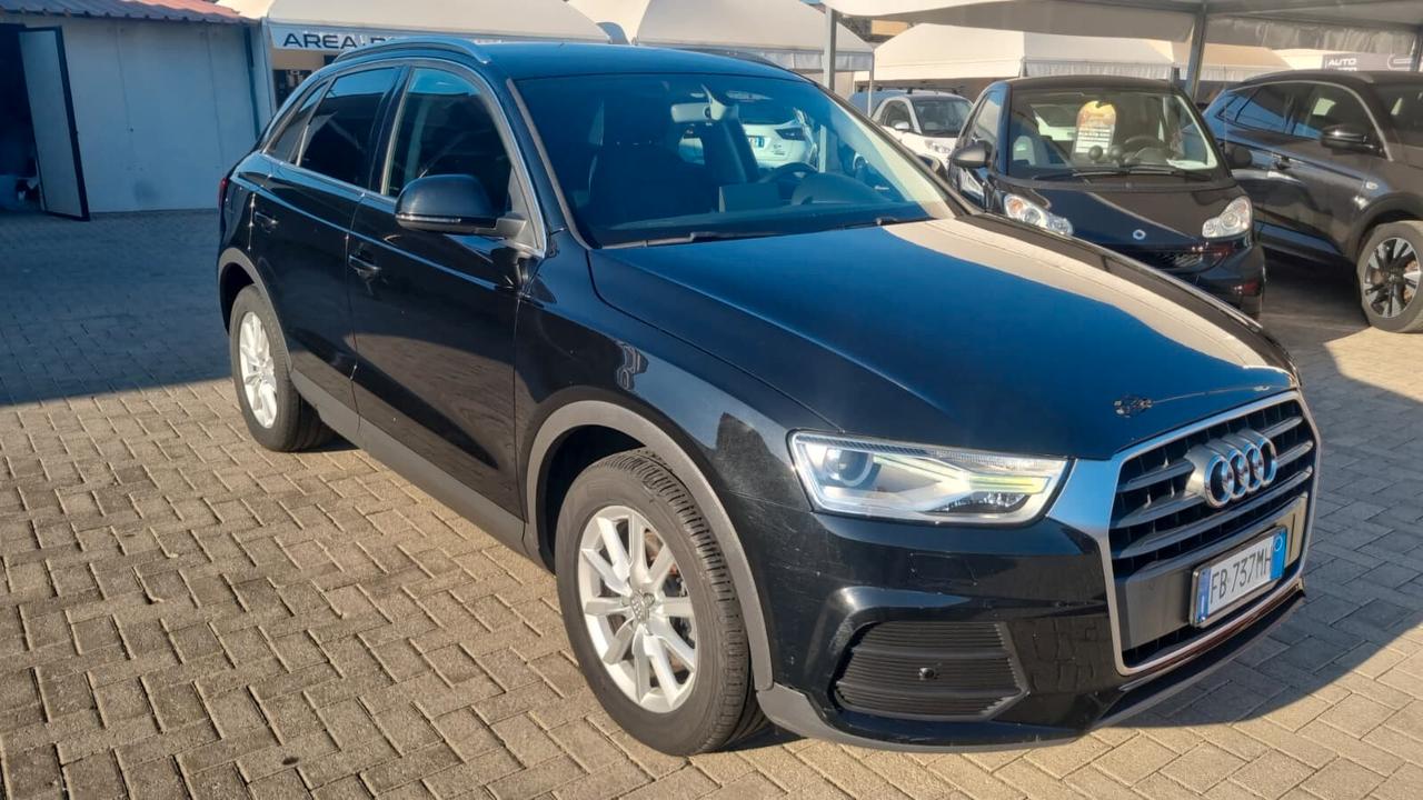 Audi Q3 2.0 TDI 150 CV Business