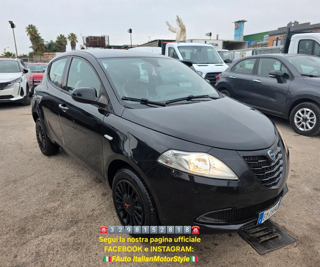 Lancia Ypsilon 0.9 TwinAir 85 CV 5 porte Metano Ecochic Elefantino