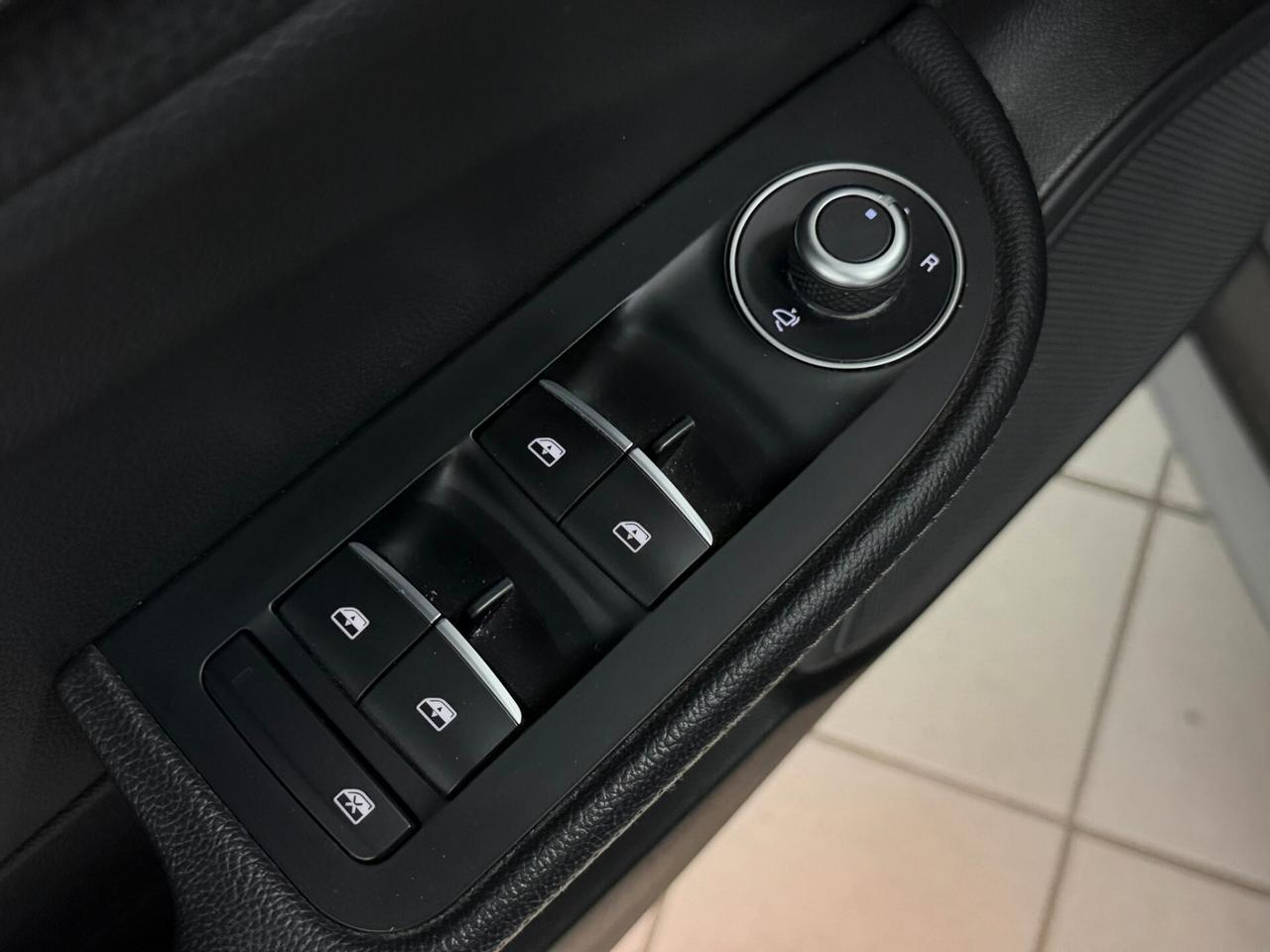 Alfa Romeo Giulia 2.2 TD 150 CV BUSINESS NAVI DISTRIBUZIONE ESEGUITA