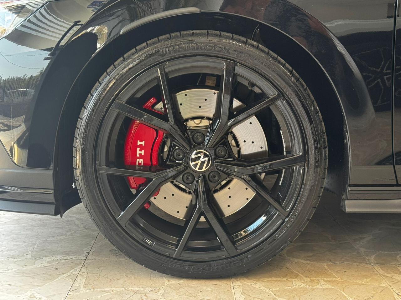 Volkswagen Golf GTI 2.0 TSI DSG