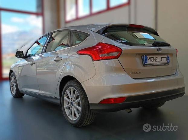 Ford Focus 1.5 tdci Titanium 120cv 5p