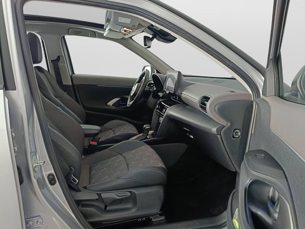 TOYOTA Yaris Cross - MY '22