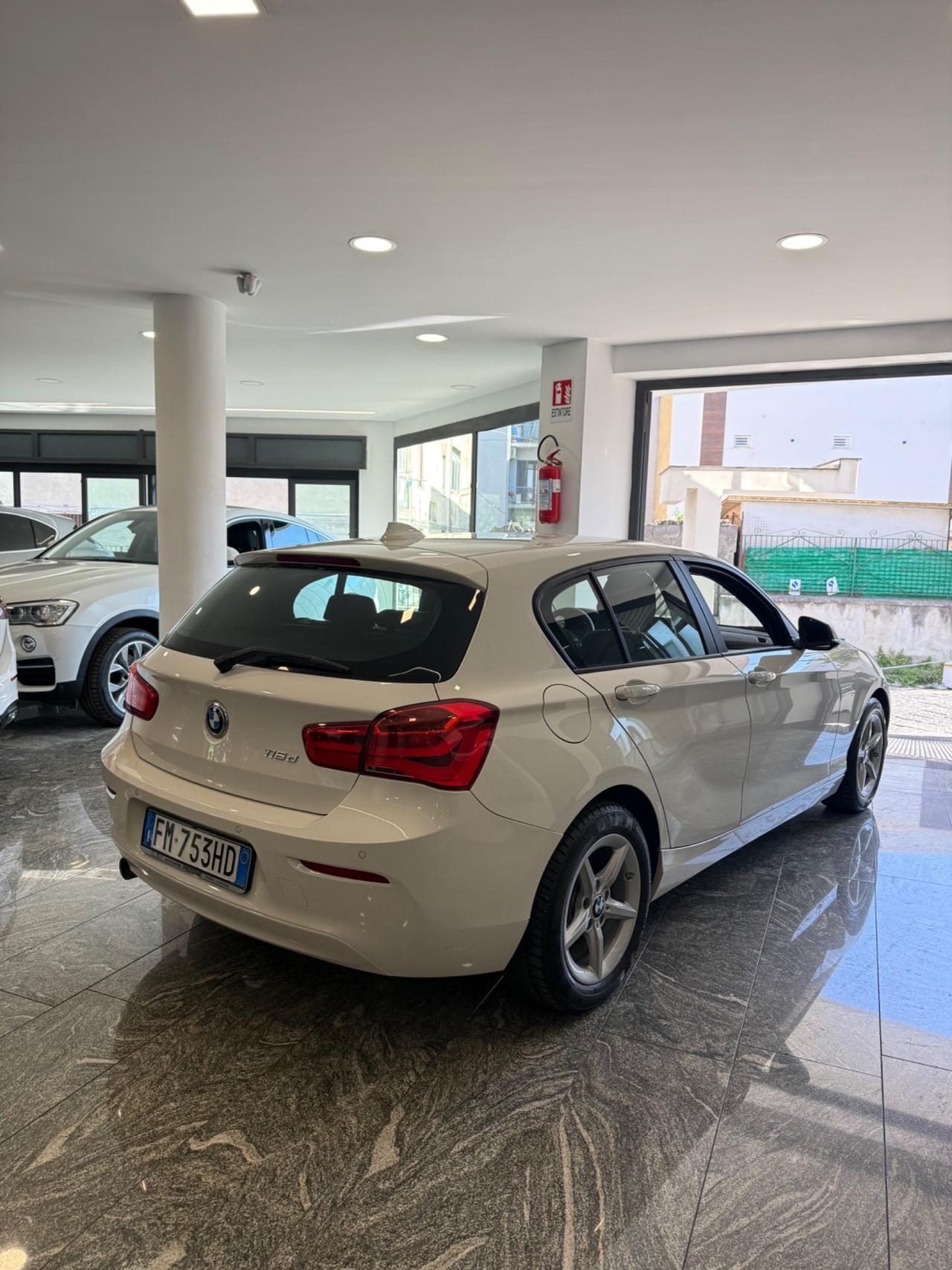 Bmw 116 116d 5p. Business