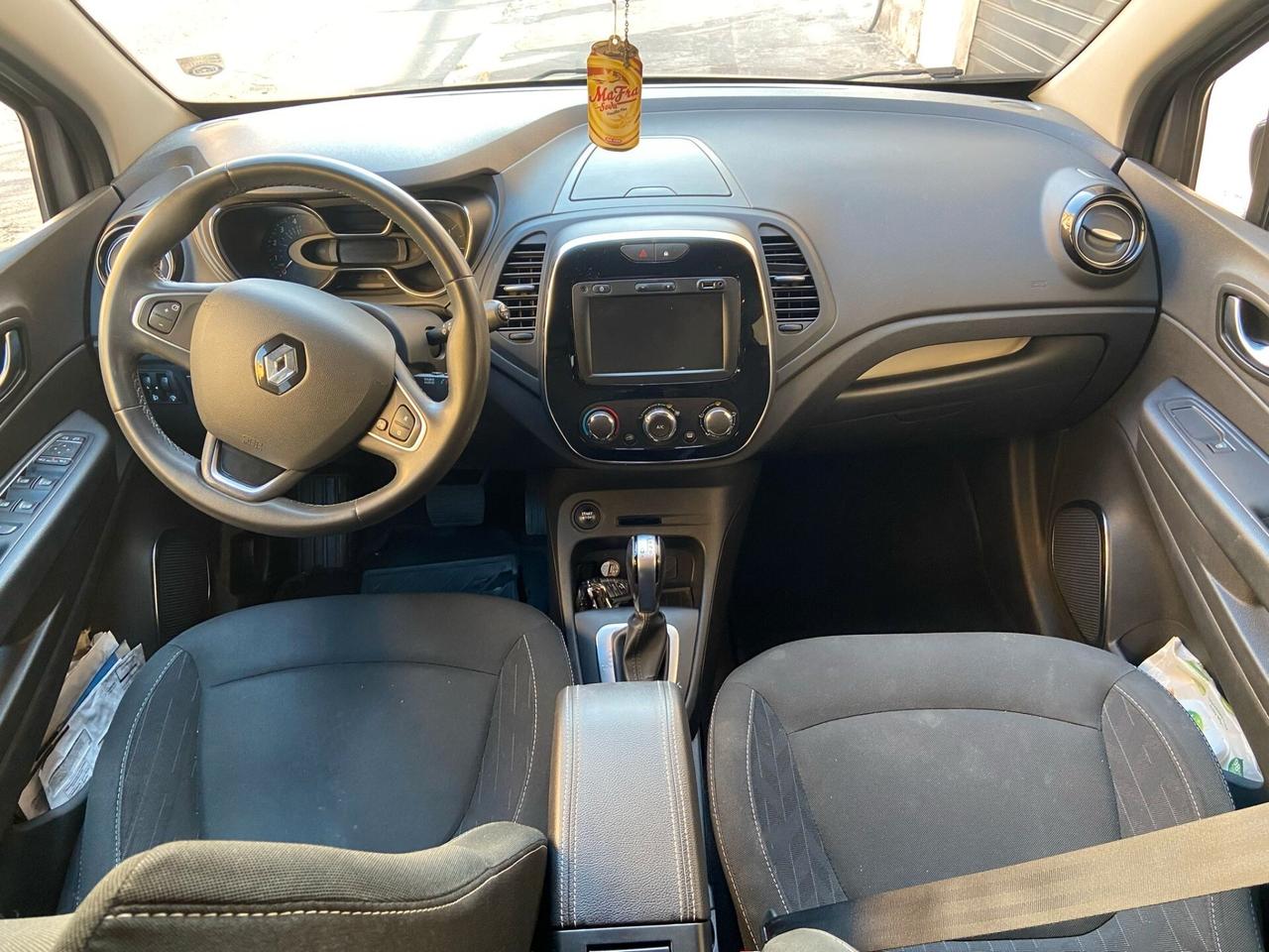 Renault Captur dCi 8V 90 CV EDC Business