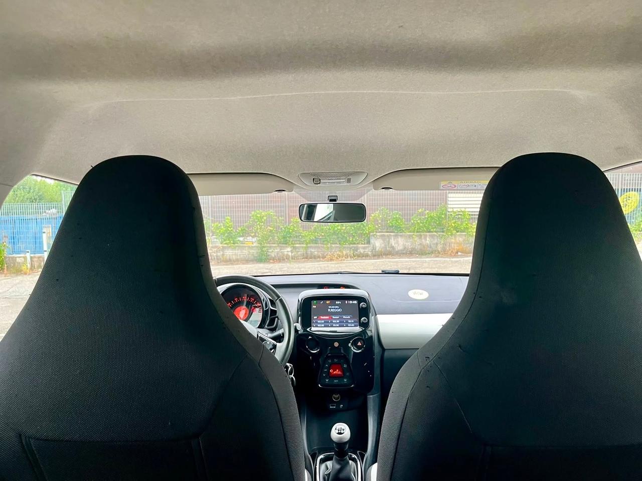 Toyota Aygo 1.0benz 2015 163.000km neopatentati