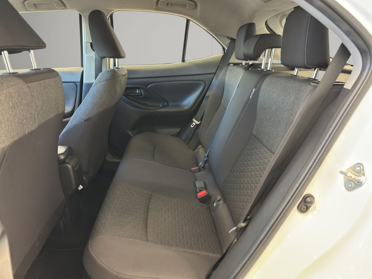 Toyota Yaris Cross 1.5h Active fwd 116cv e-cvt