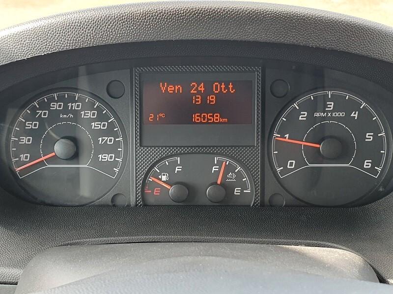 CITROËN NEW Jumper 2.2 BlueHDi 120 L1H1 CLIMA PARK