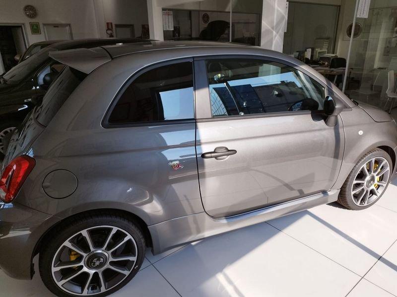 Abarth 695 695 1.4 Turbo T-Jet 180 CV 'Turismo da Collezione'