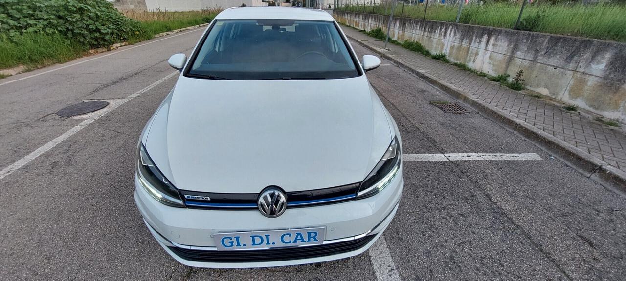 GOLF 7,5 CAMBIO AUTOMATICO DSG 1,5 METANO 130 CV NAVI TELEFONO SENSORI IMPECCABILE