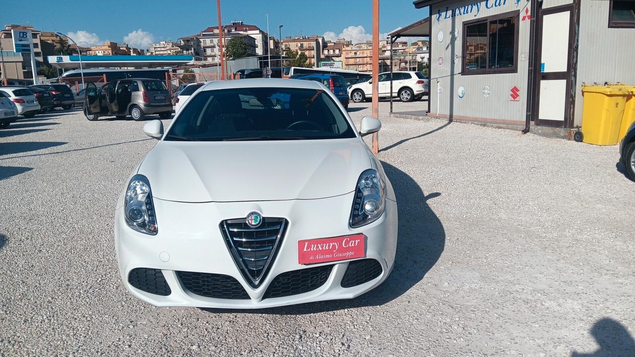 Alfa Romeo Giulietta 1.6 JTDm-2 105 CV Distinctive