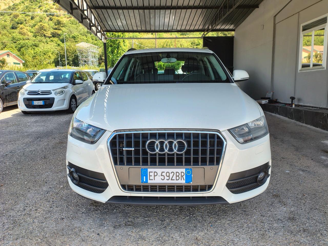 Audi Q3 2.0 TDI quattro BUSINESS PLUS