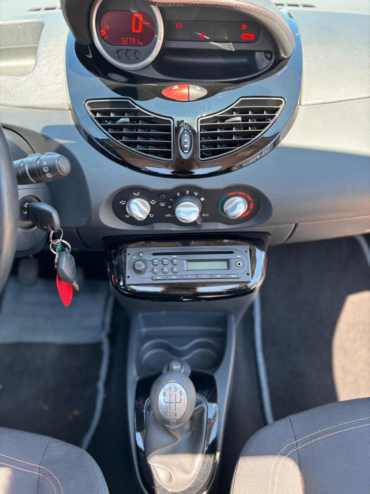 Renault Twingo 1.2 16V Etoile